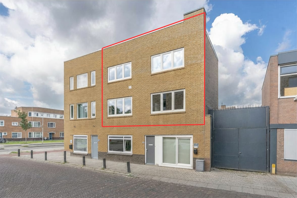 Photo 1 of Van der Marckstraat 4-BS