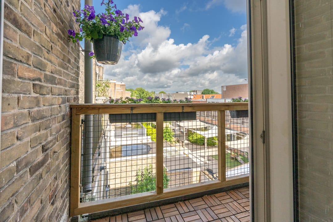 Photo 22 of Van der Marckstraat 4-BS