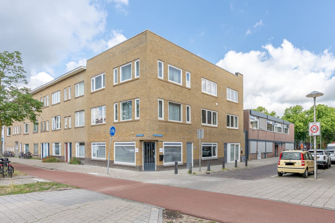 Photo 41 of Van der Marckstraat 4-BS