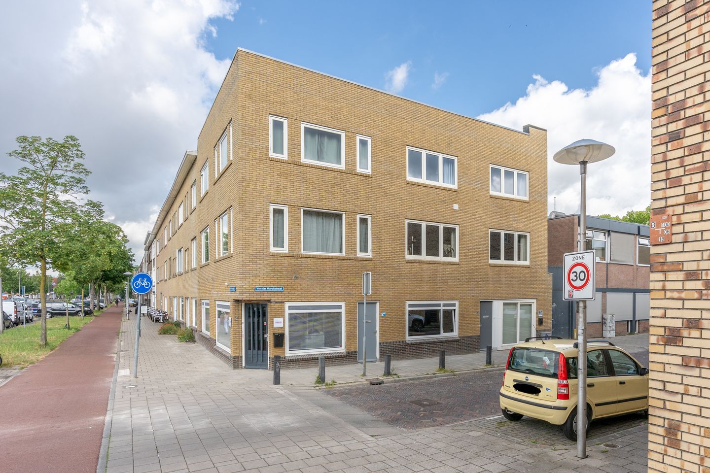 Photo 40 of Van der Marckstraat 4-BS