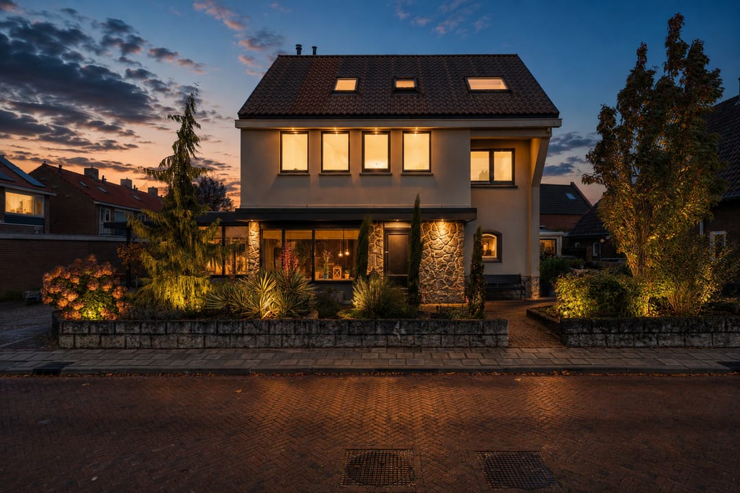 Photo 1 of van Laerstraat 4