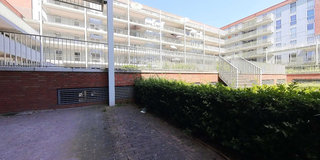 View 360° photos