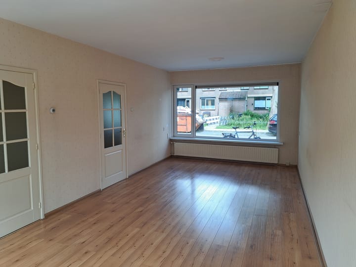 Photo 2 of Prinses Beatrixstraat 7