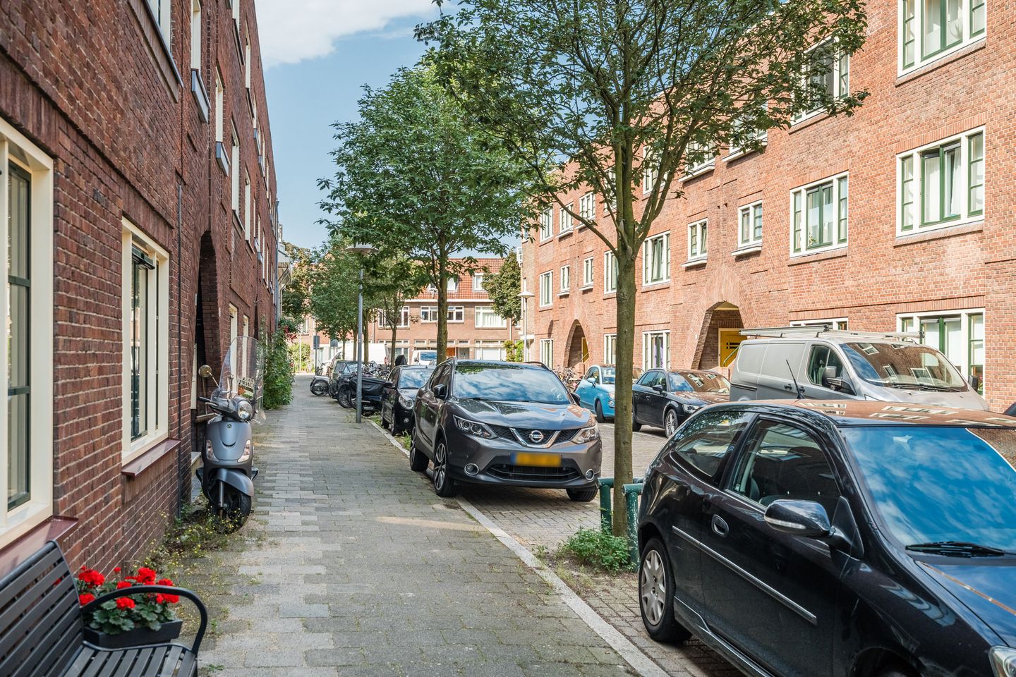 Photo 25 of Jan van den Doemstraat 35