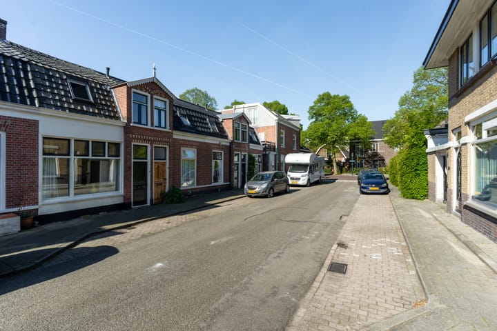 Photo 2 of Termeerweg 8