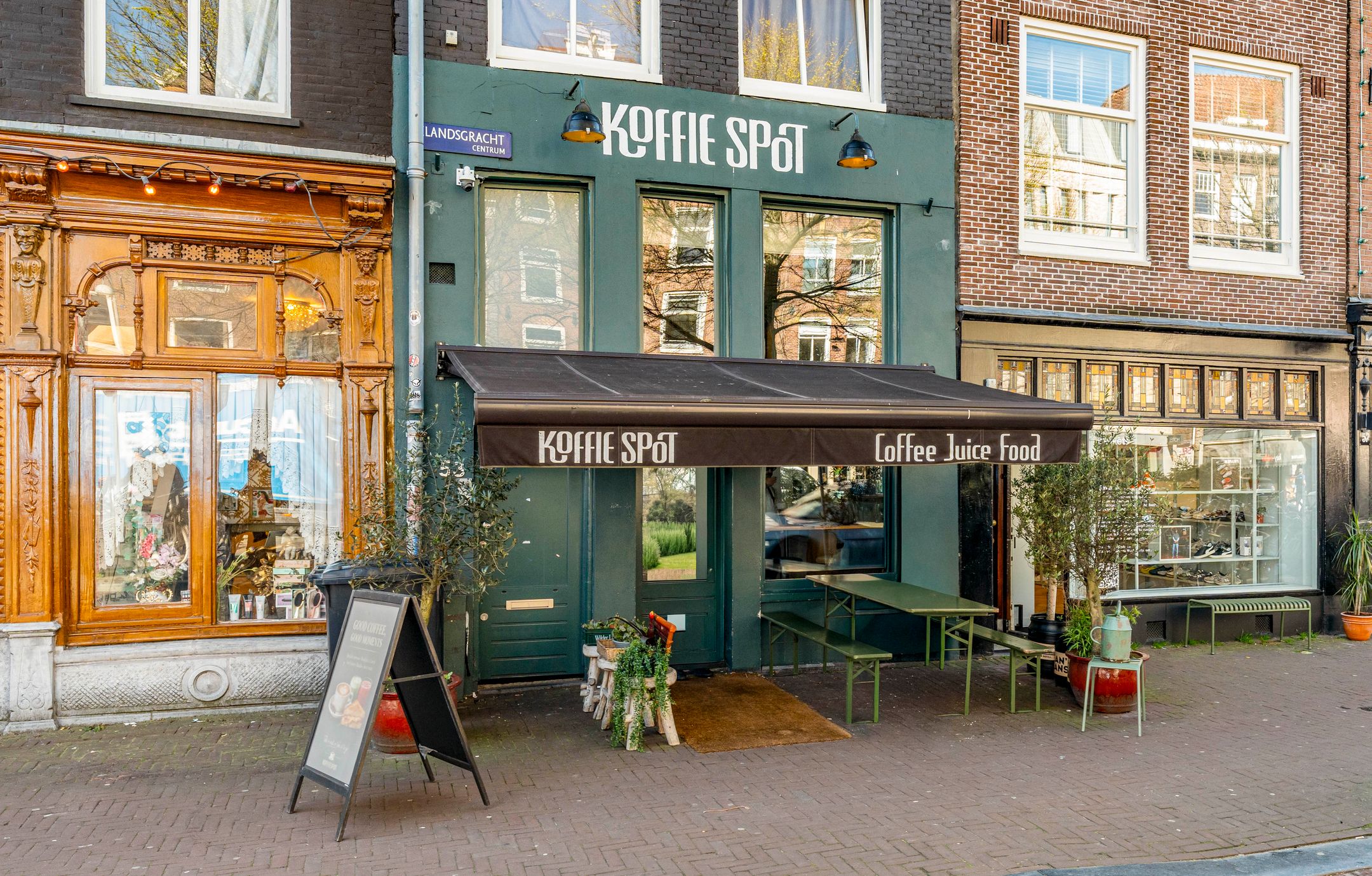 Photo 42 of Hazenstraat 62