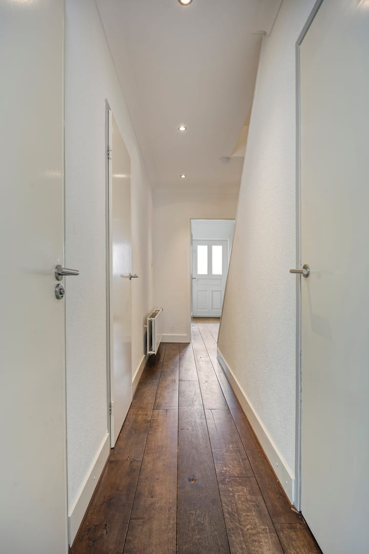 Tussenwoning te koop: Cannabichstraat 68, Tilburg