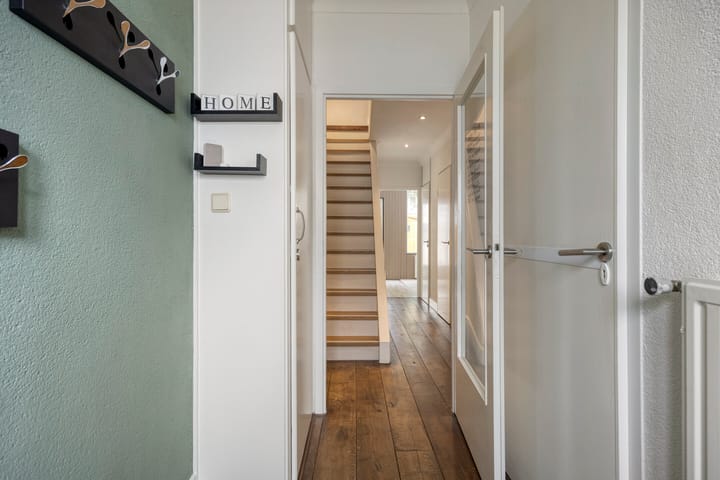 Tussenwoning te koop: Cannabichstraat 68, Tilburg