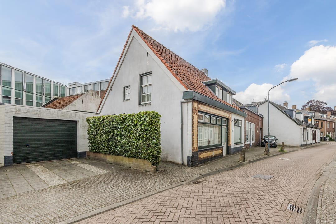 Photo 2 of Klappeijstraat 72