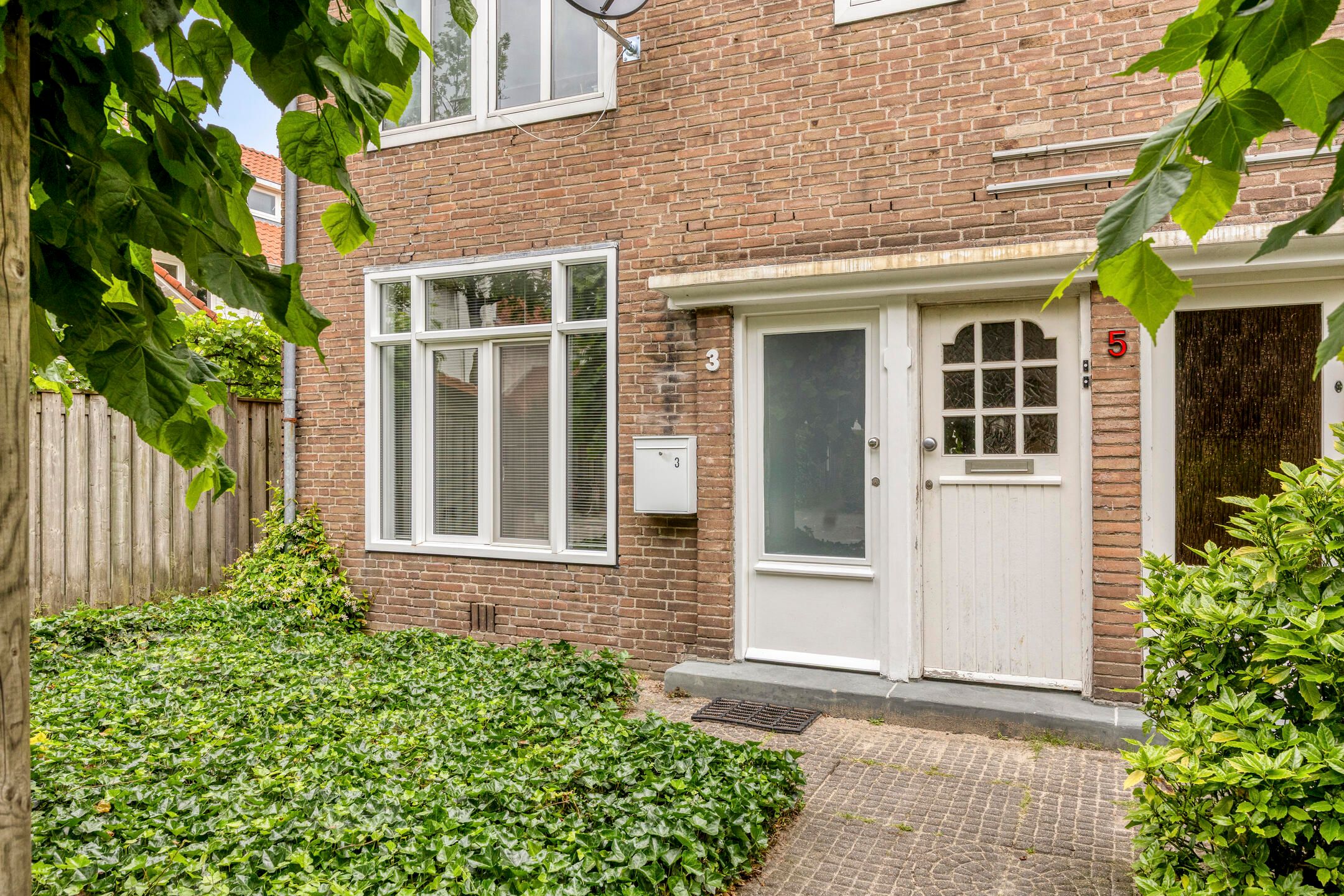 Photo 54 of St Adrianusstraat 3