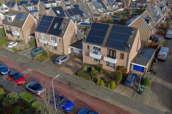 Tussenwoning te koop: Prinses Irenestraat 10, Zwijndrecht