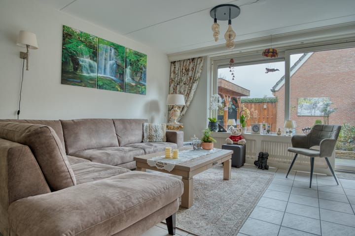 Tussenwoning te koop: Prinses Irenestraat 10, Zwijndrecht