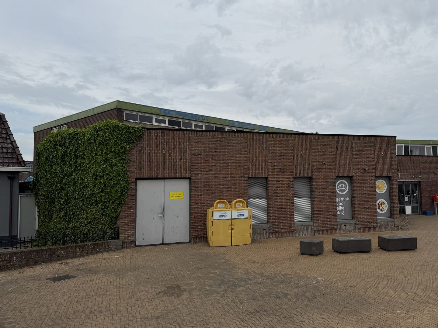 Bekijk foto 2 van Dorpsstraat 1