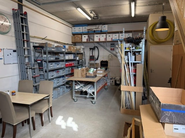Bekijk foto 3 van Industrieweg 44