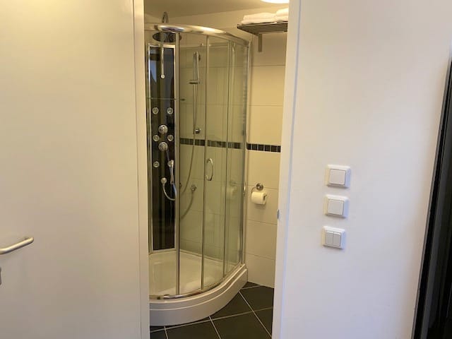 Foto 6 van Burgwal 25-H