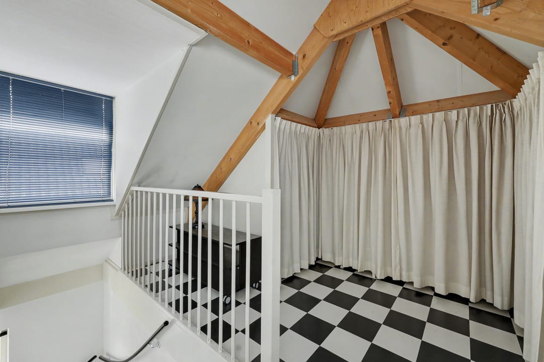 Photo 46 of Philips van Dorpstraat 43