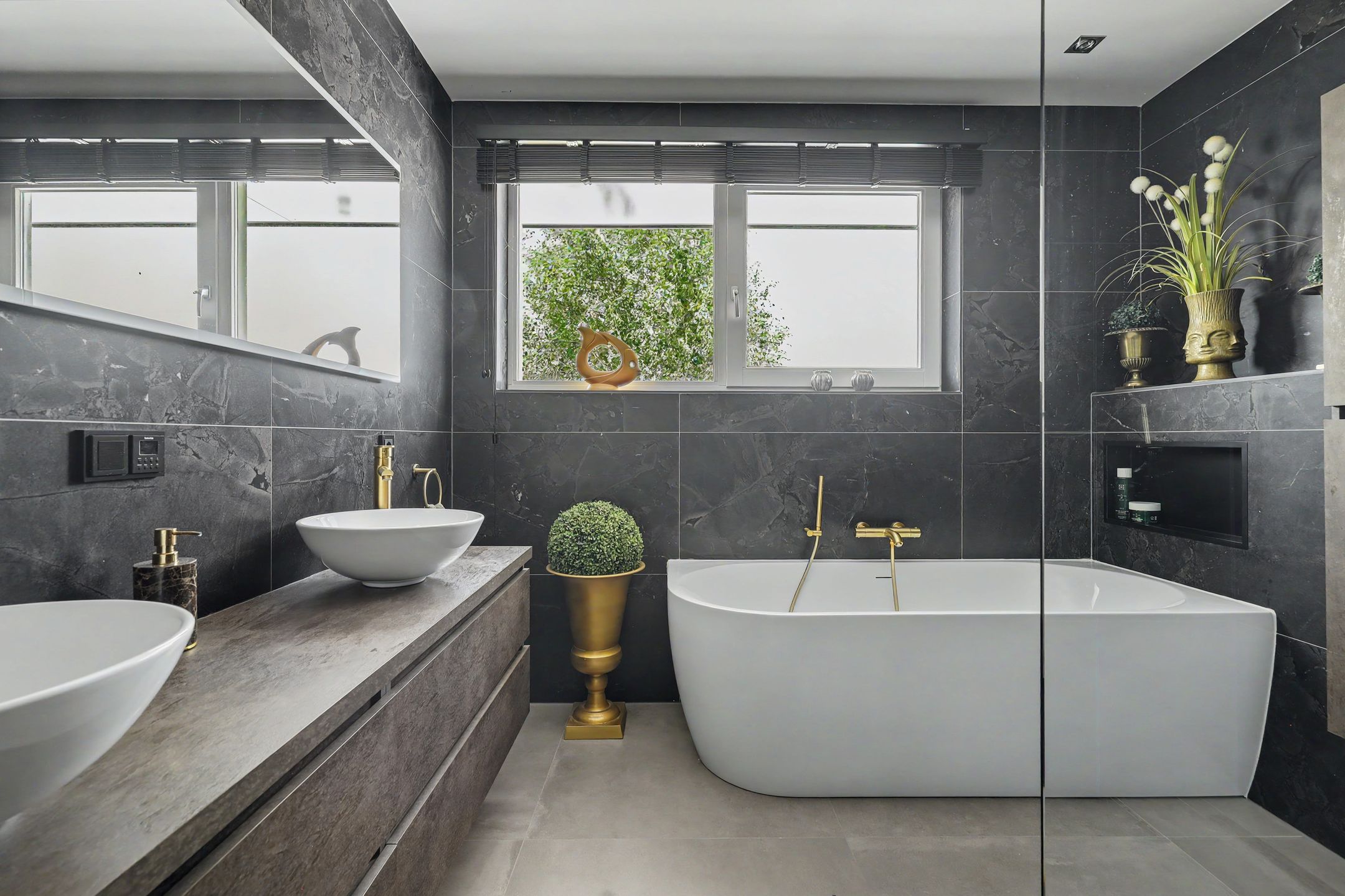 Photo 39 of Philips van Dorpstraat 43