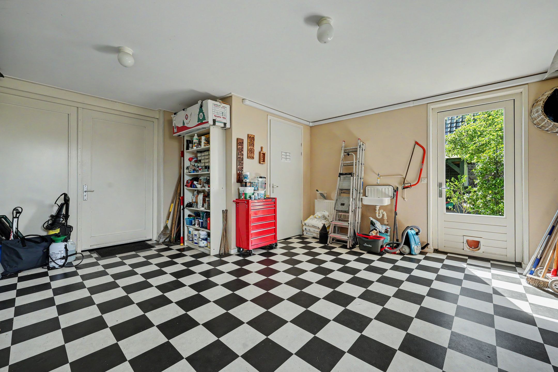 Photo 30 of Philips van Dorpstraat 43