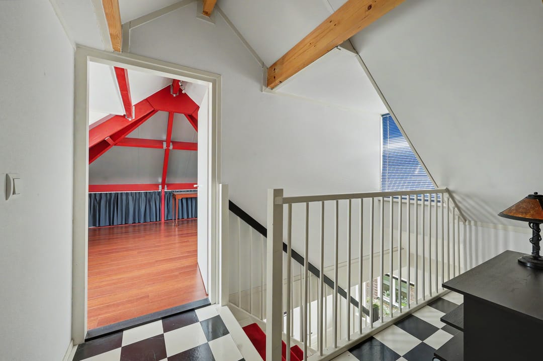 Photo 47 of Philips van Dorpstraat 43