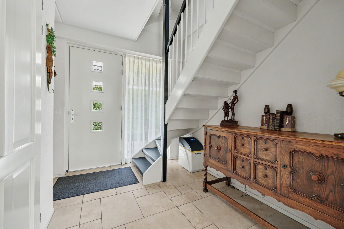 Photo 10 of Philips van Dorpstraat 43
