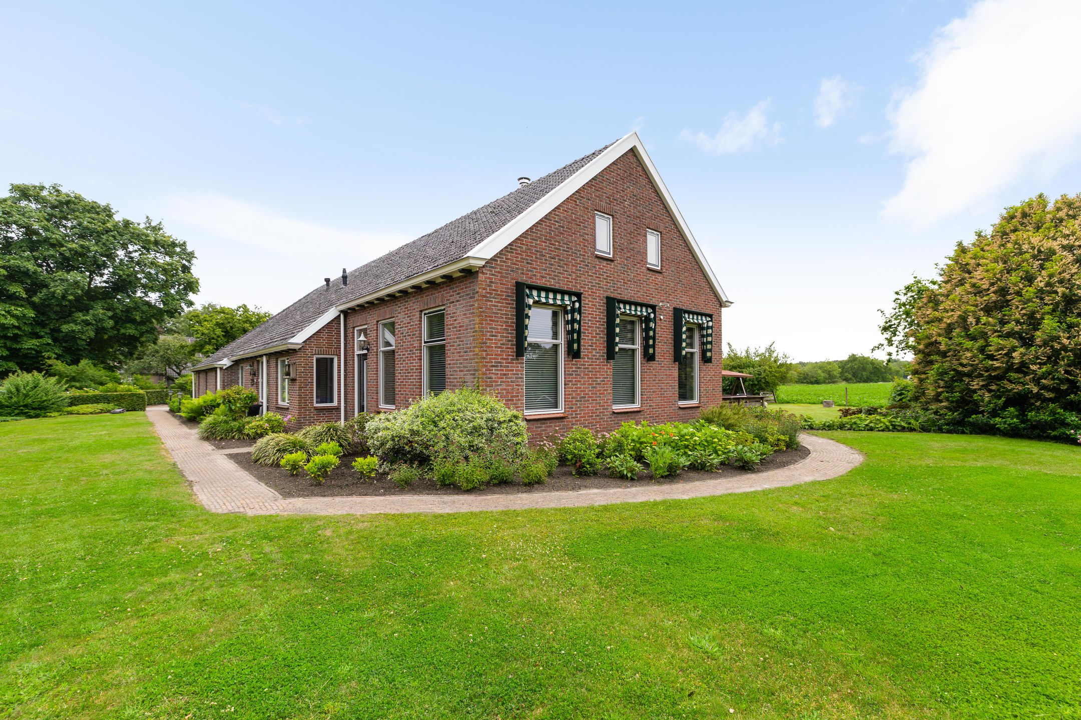 Foto 12 van Zuidlaarderweg 22