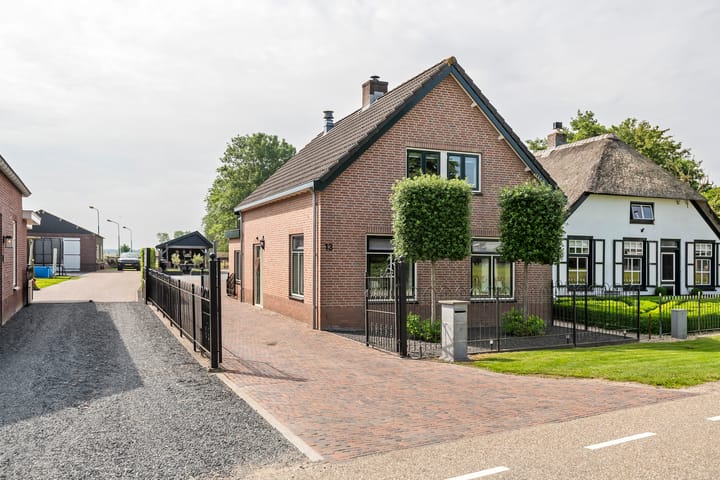 Photo 4 of van de Geerstraat 13