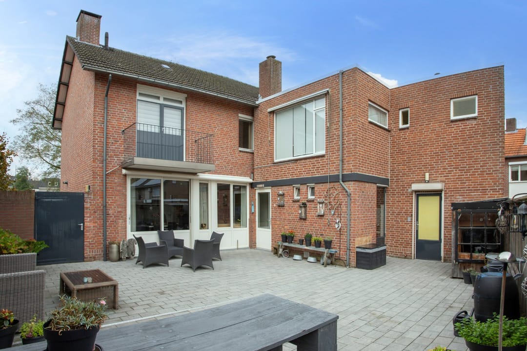 Foto 2 van Dokter Rauppstraat 1-A