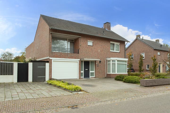 Foto 3 van Dokter Rauppstraat 1-A