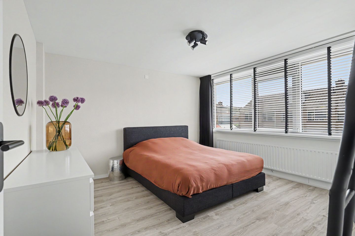 Photo 19 of De Genestetstraat 47