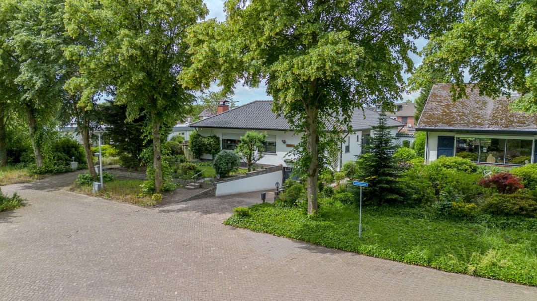 Foto 1 van Lindenlaan 8