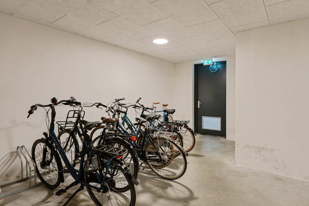 Photo 28 of Dr. Schaepmanstraat 81