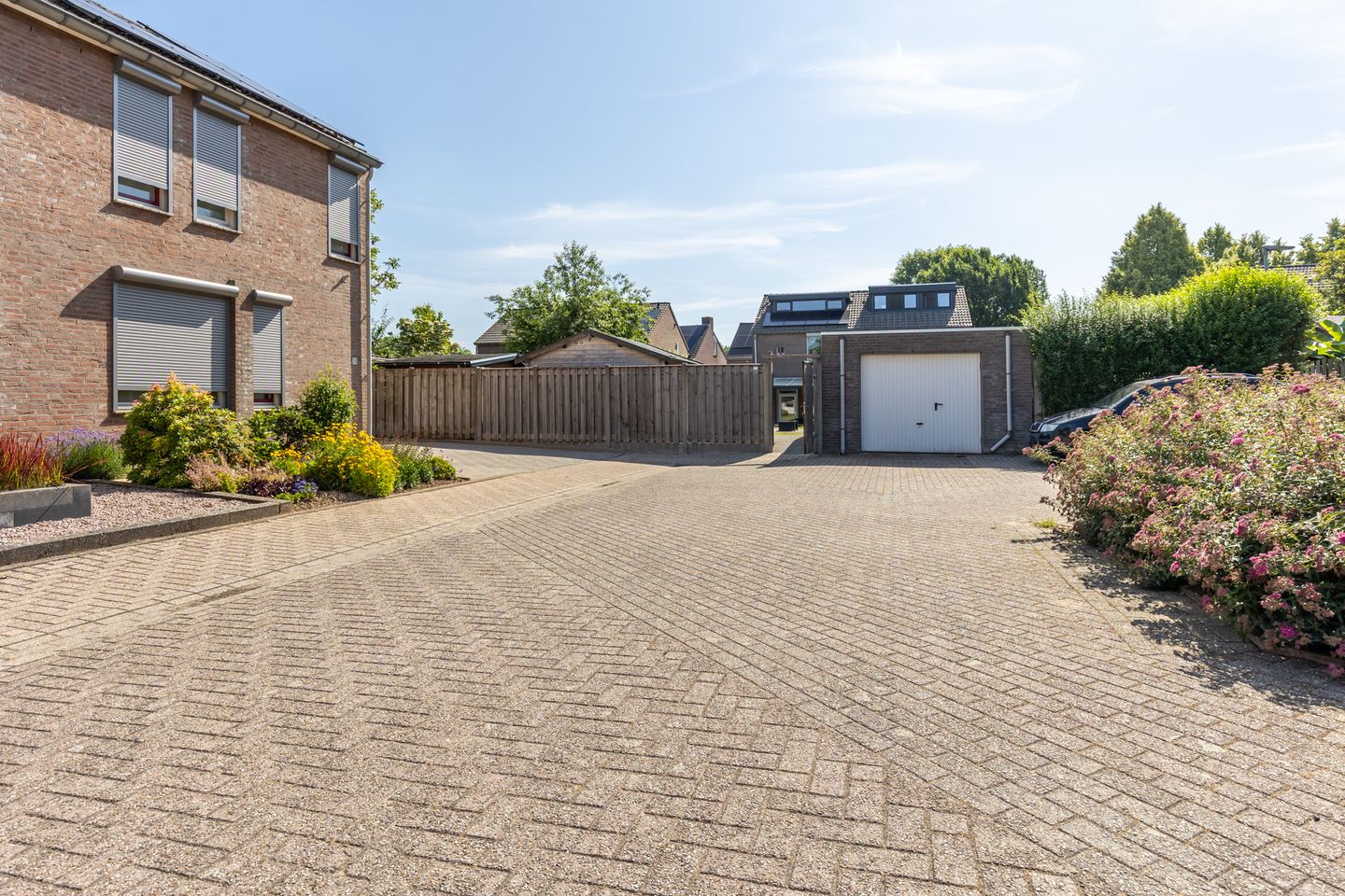 Photo 25 of Geleenderweg 3
