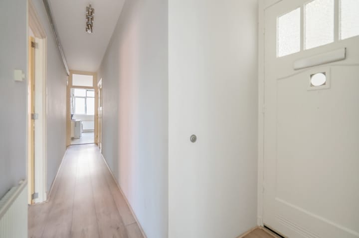 Appartement te koop: Loosduinseweg 1063, 'S-Gravenhage