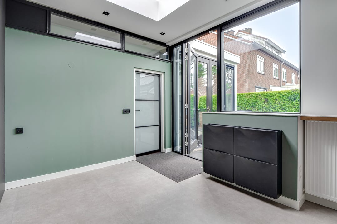 Photo 11 of Raadhuisstraat 43