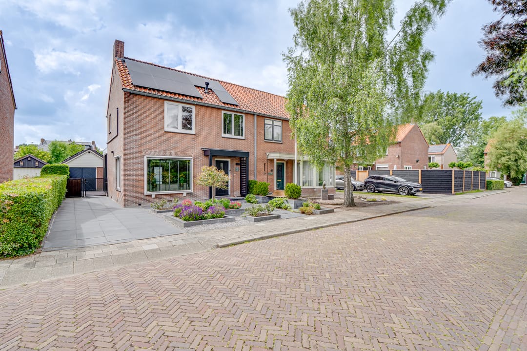Photo 58 of Raadhuisstraat 43