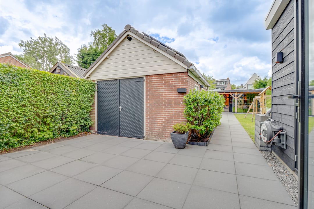 Photo 37 of Raadhuisstraat 43