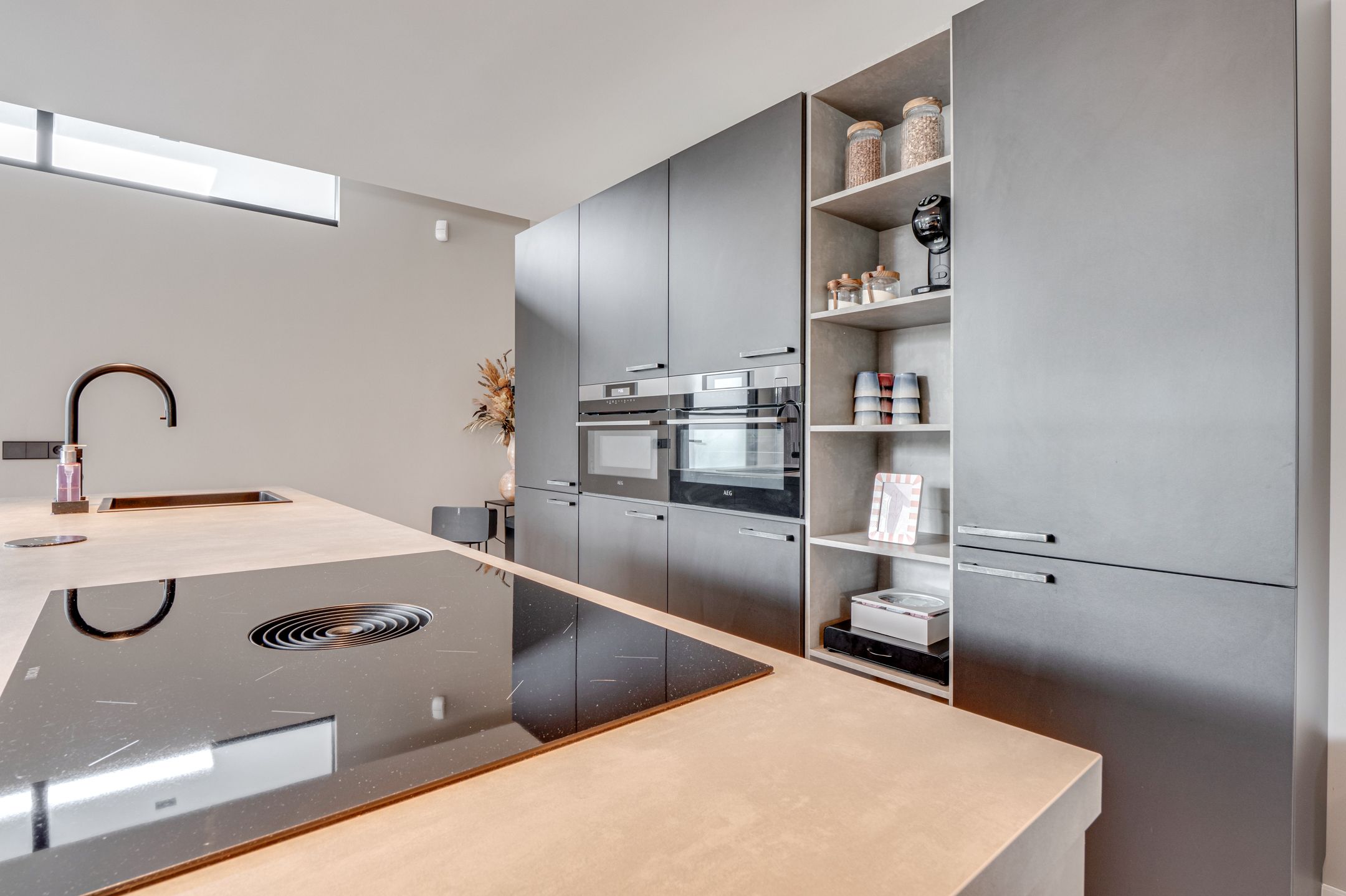 Photo 9 of Raadhuisstraat 43