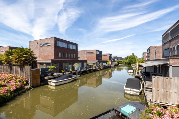 Photo 3 of Emmensstraat 14