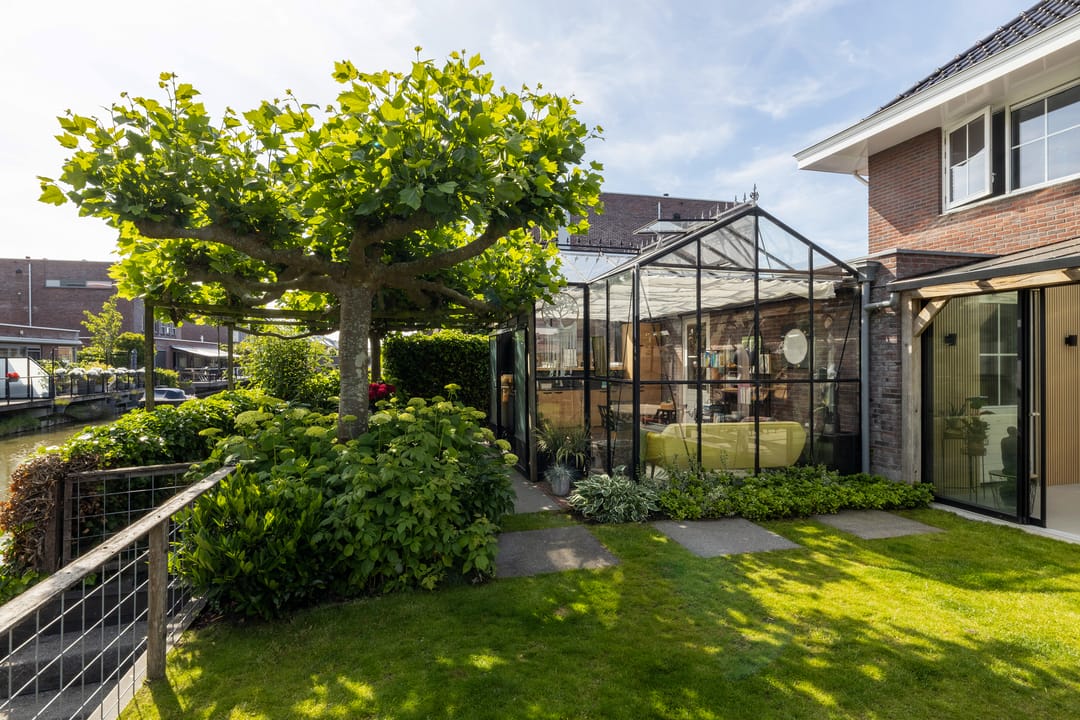 Photo 52 of Emmensstraat 14