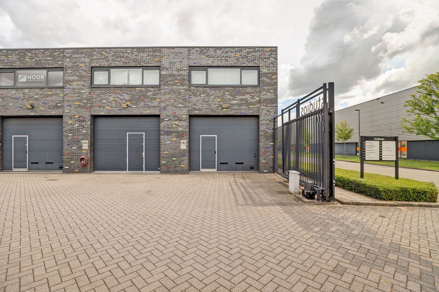 View photo 1 of Zuidbaan 583