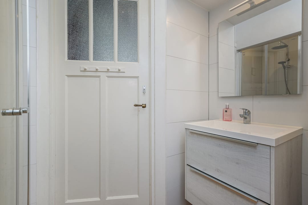 Photo 23 of Altingstraat 90