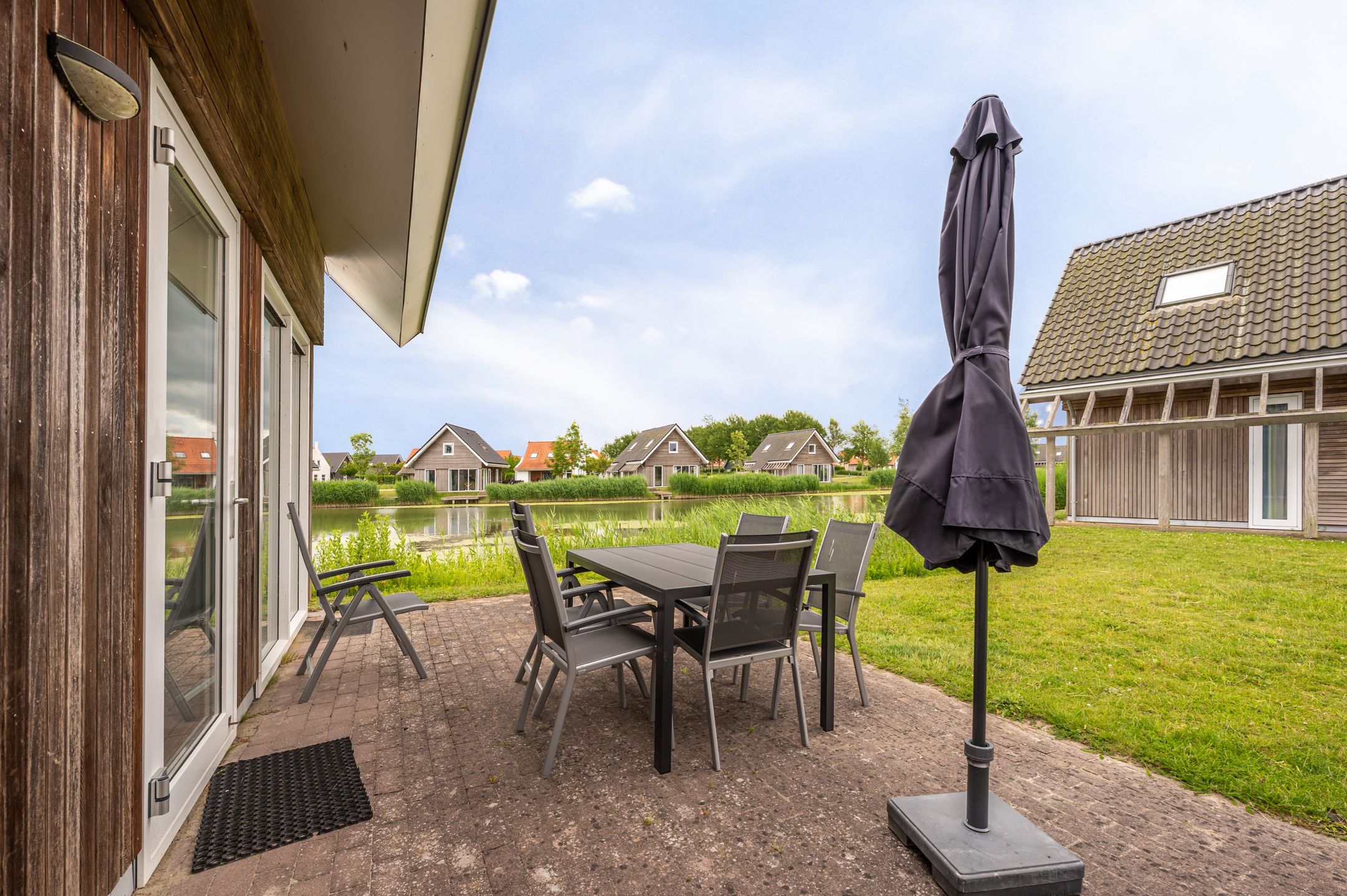 3-bedroom freehold villa in Nieuwvliet — photo 4 of 5