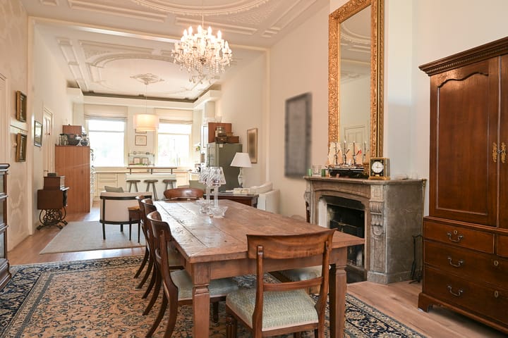 Tussenwoning te koop: Jan van Nassaustraat 89, 'S-Gravenhage