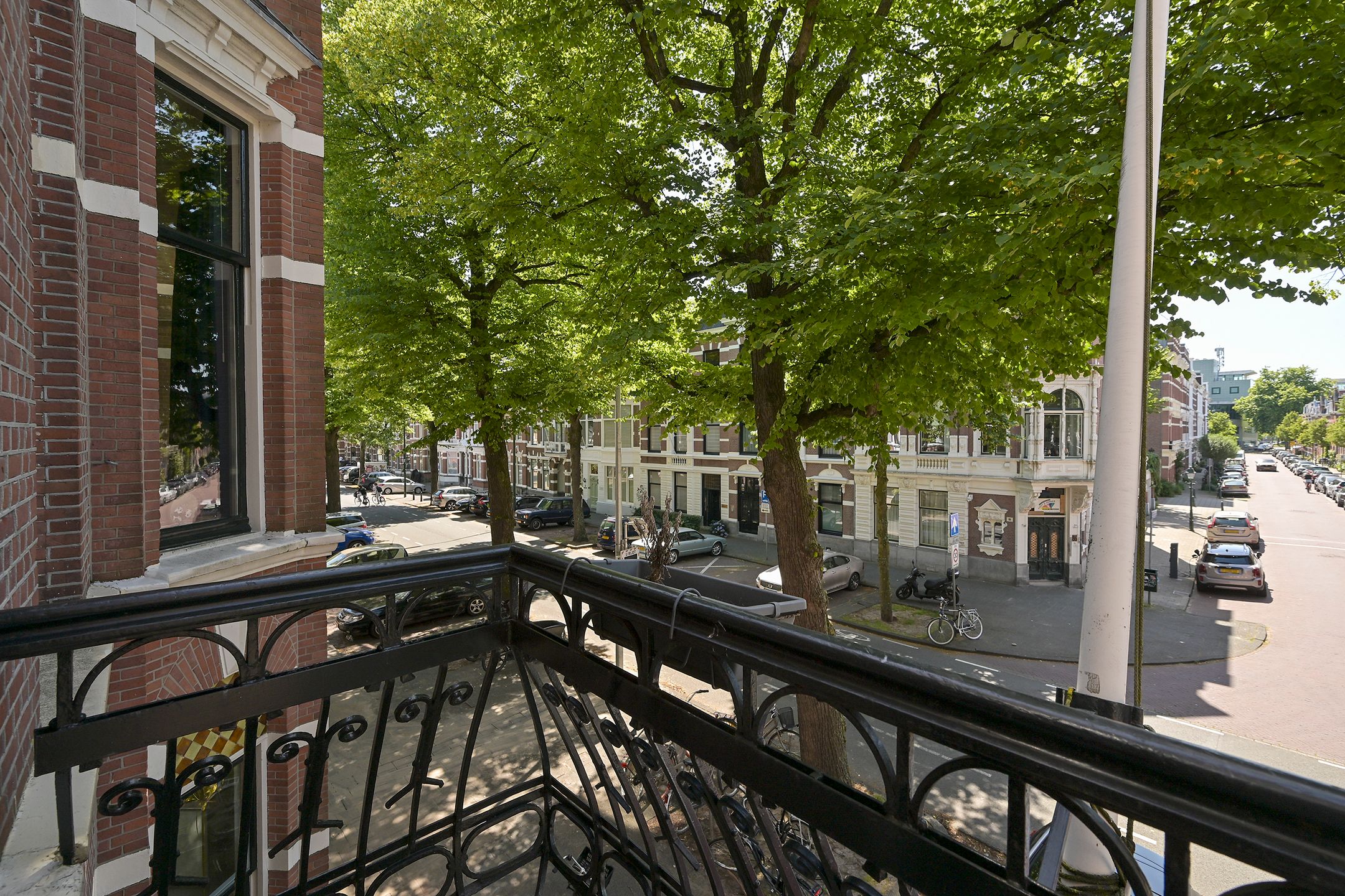 Photo 36 of Jan van Nassaustraat 89