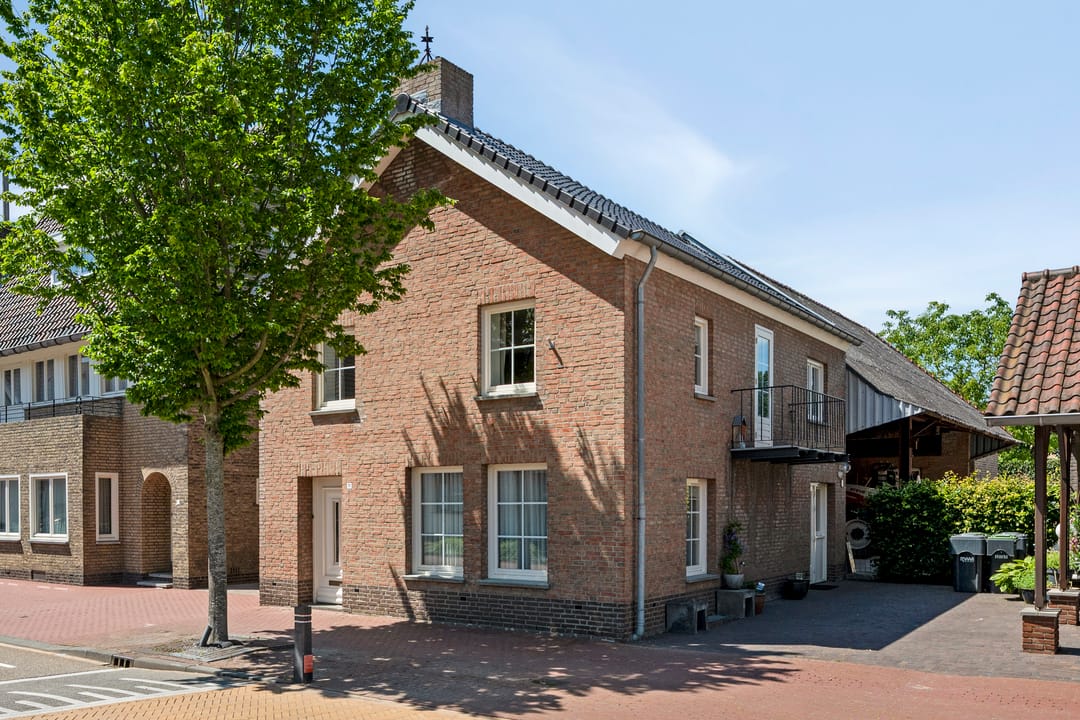 Photo 1 of Kerkstraat 11