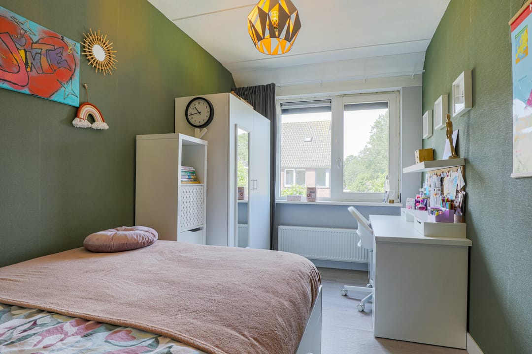 Photo 43 of Reijer Bronsstraat 28