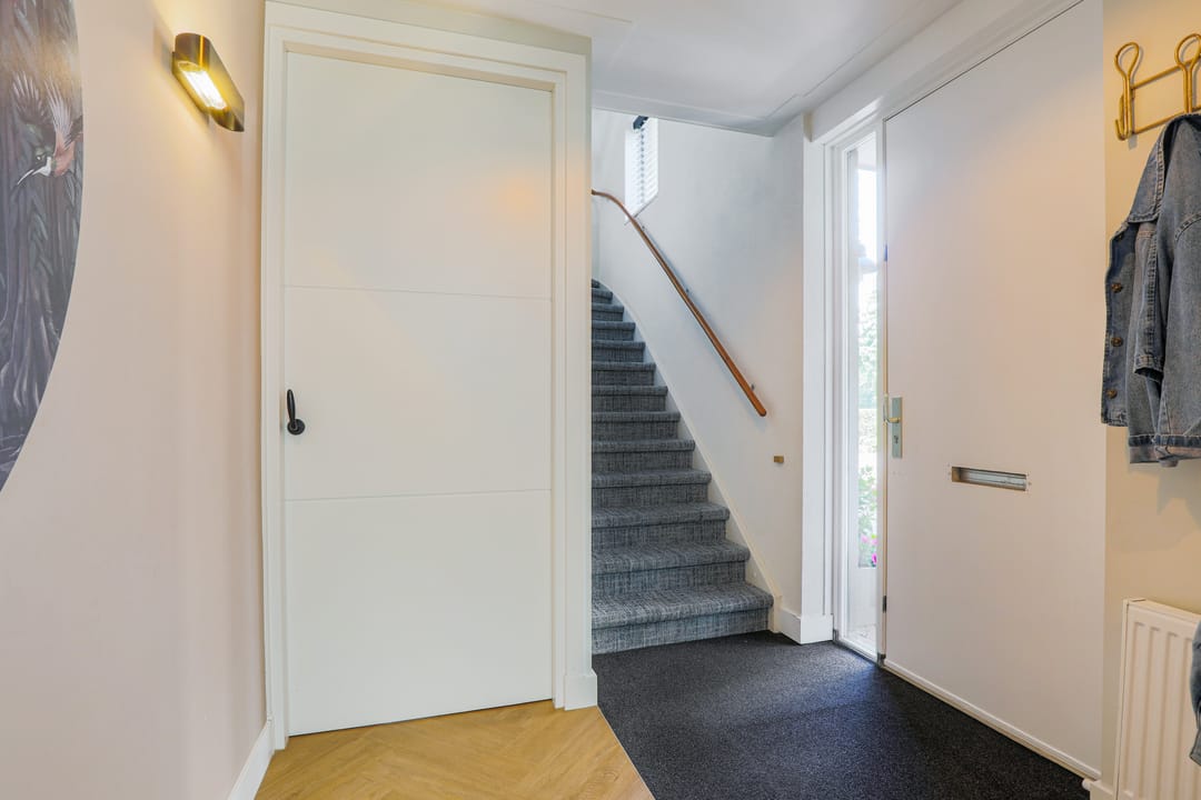 Photo 37 of Reijer Bronsstraat 28