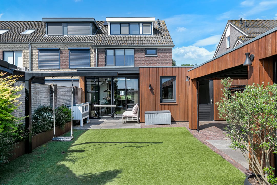 Photo 67 of Reijer Bronsstraat 28