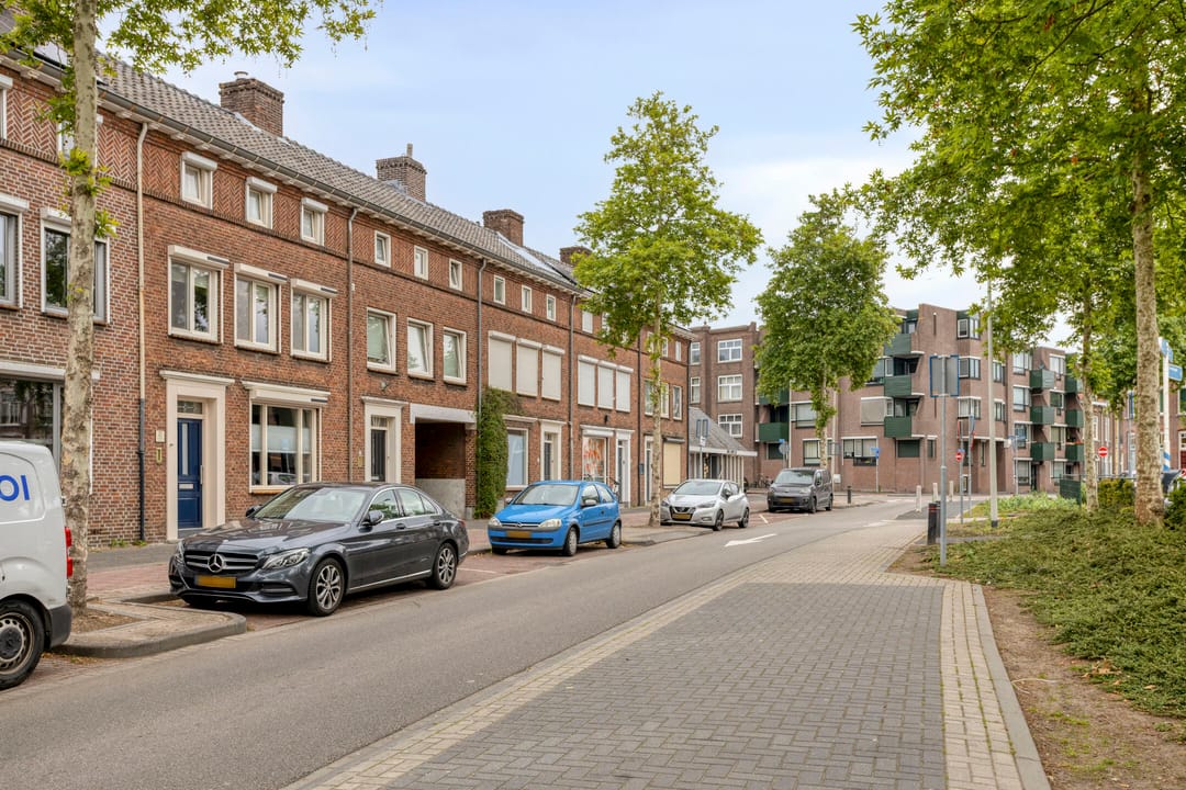 Photo 37 of Williamstraat 21
