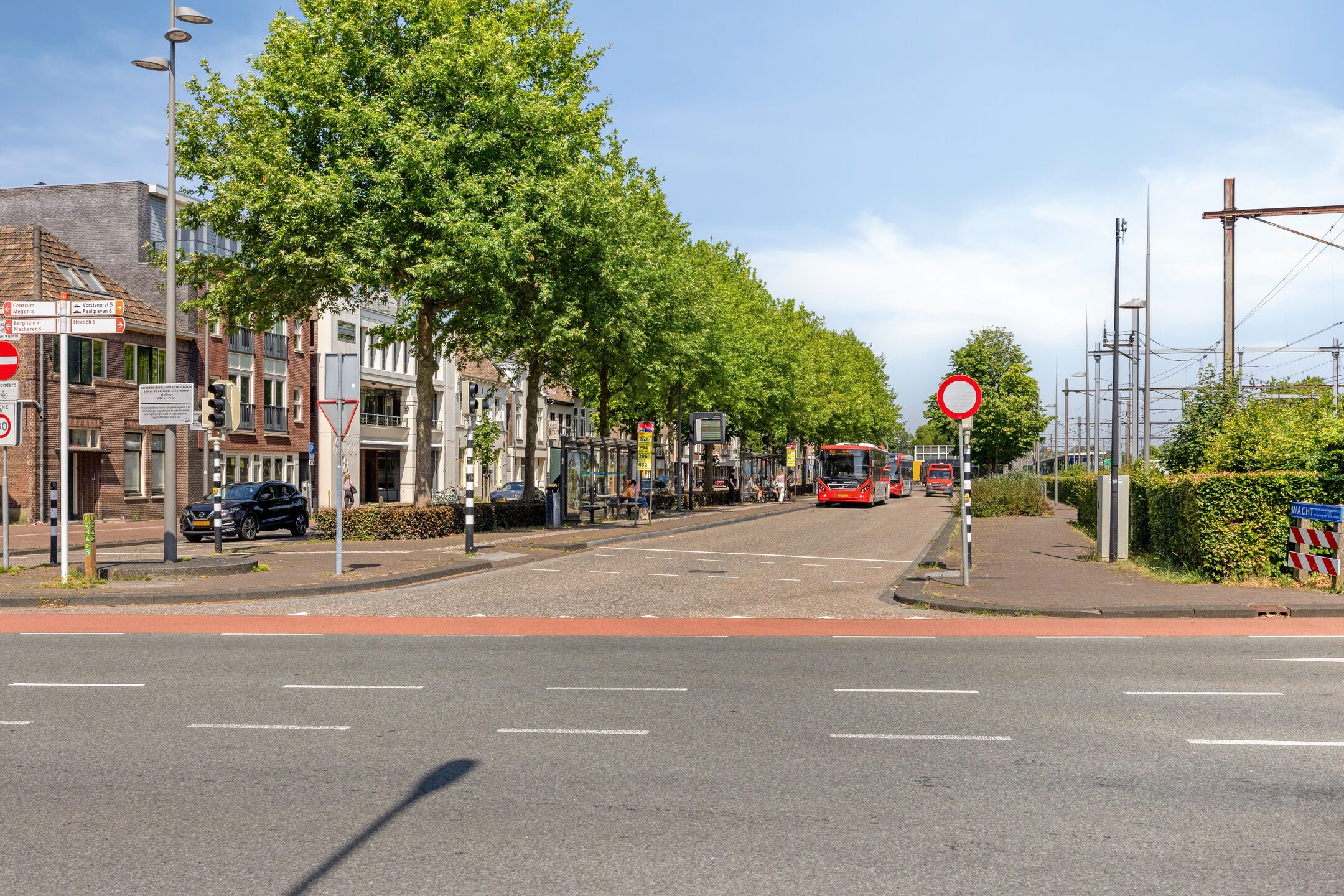 Photo 27 of Zonnebloemstraat 43